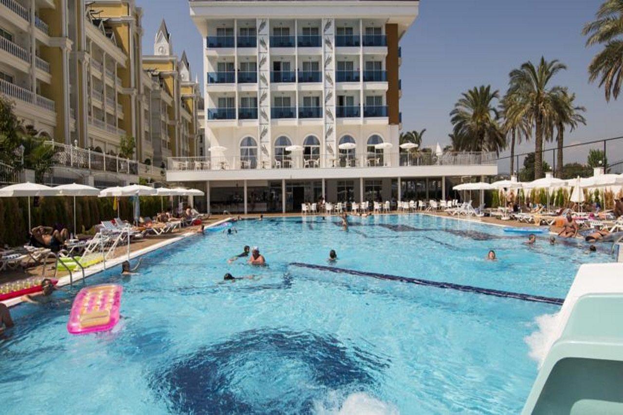 Hotel Palm World Resort&spa Side